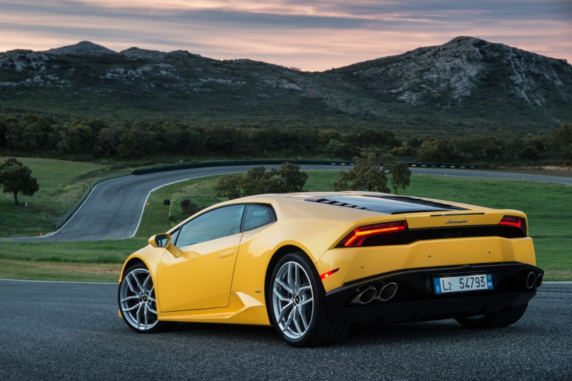 BEST of the BEST 2015: Lamborghini Huracán LP 610-4 | Automobiles